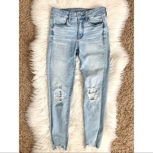 AMERICAN EAGLE high rise jegging crop jeans